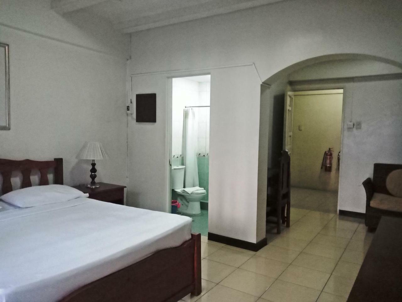 Casa Micarosa Hotel مانيلا المظهر الخارجي الصورة